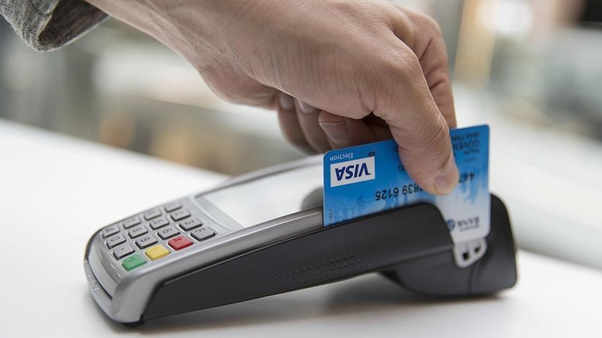 Kredi kartı faizlerinde belirleyici olan referans faiz oranı yüzde 3,16’da kalacak.