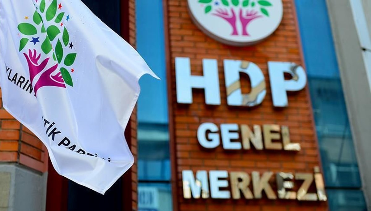 HDP binasına Öcalan posterine hapis cezası