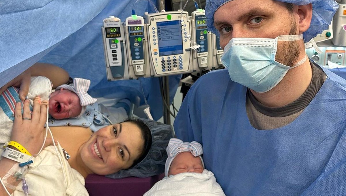 İki rahimli kadın, iki günde iki çocuk doğurdu