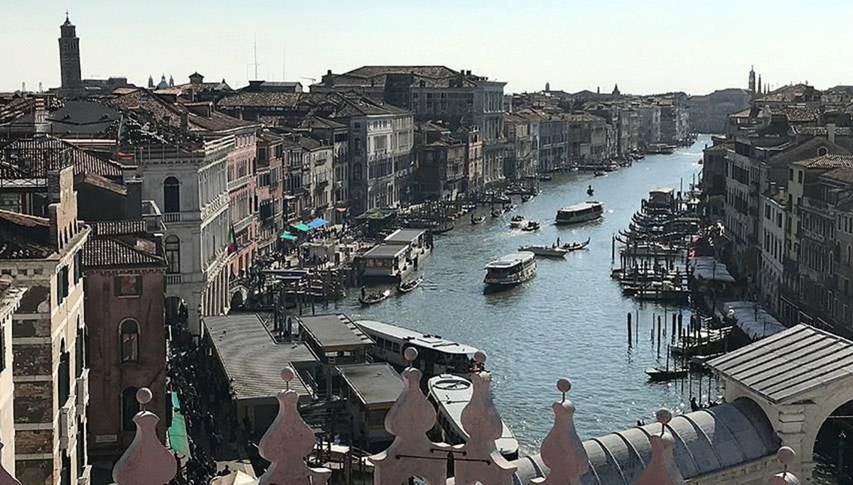 İtalya'dan yeni karar: Venedik'i ziyaret eden kafilelerdeki turist sayısına sınırlama