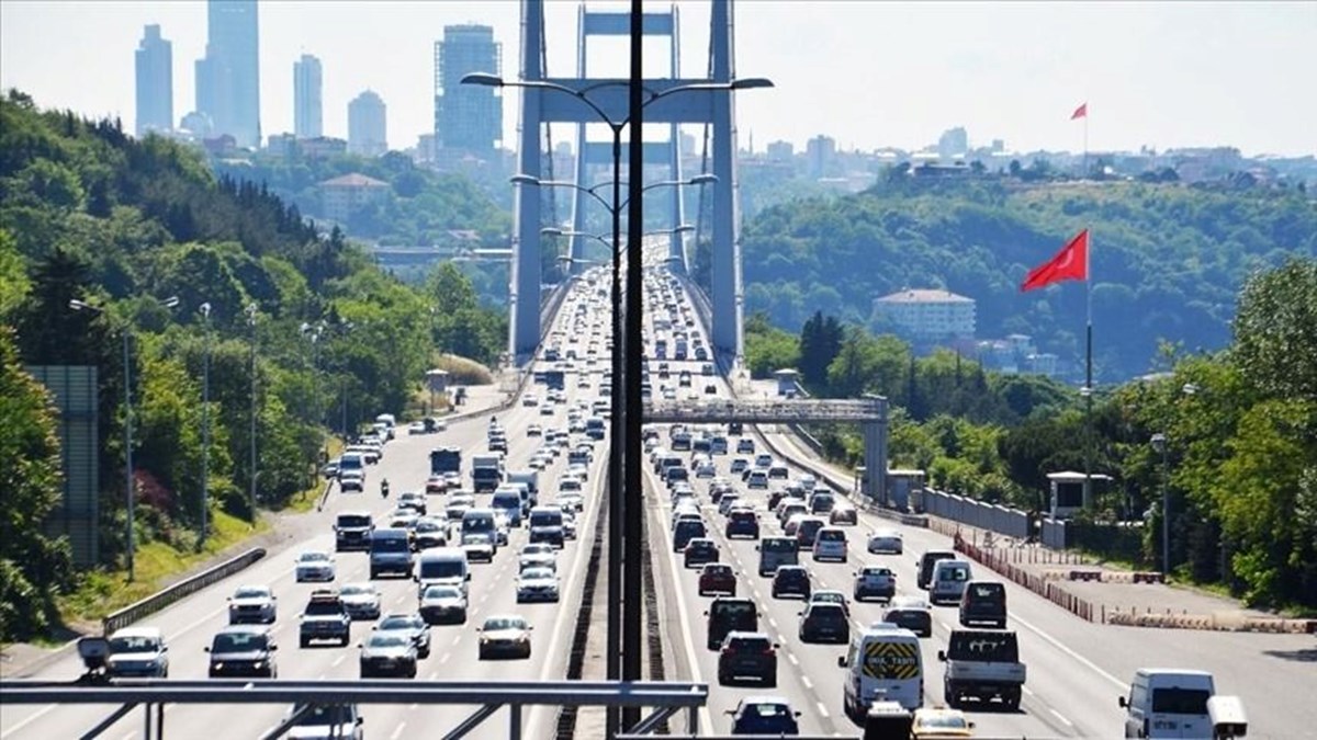 Trafiğe bir yılda 624 bin yeni araç çıktı