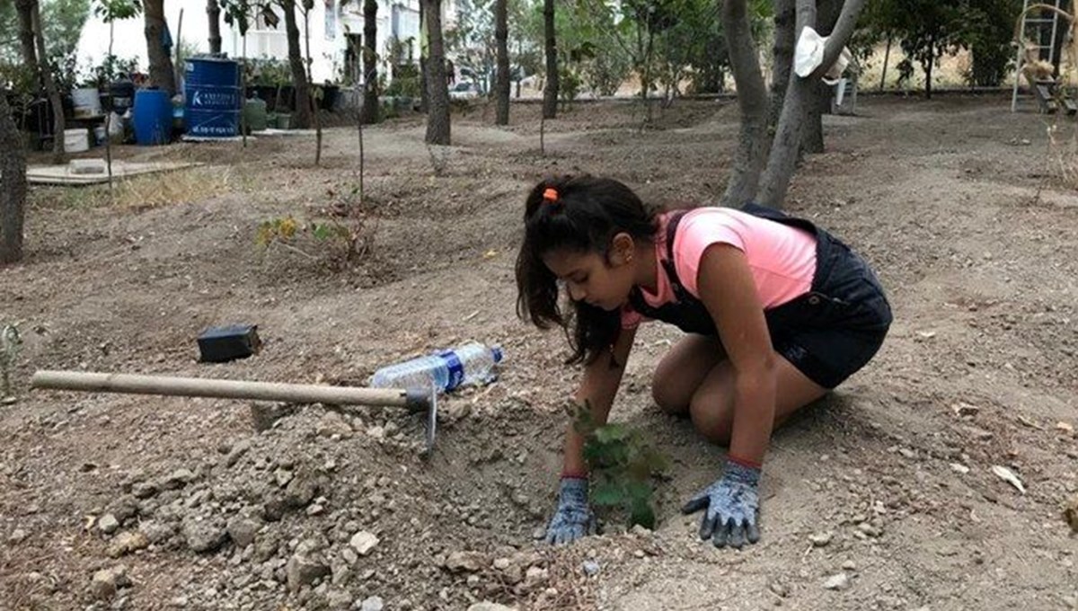 11 yaşındaki Kumsal, iklim krizine karşı proje üretiyor