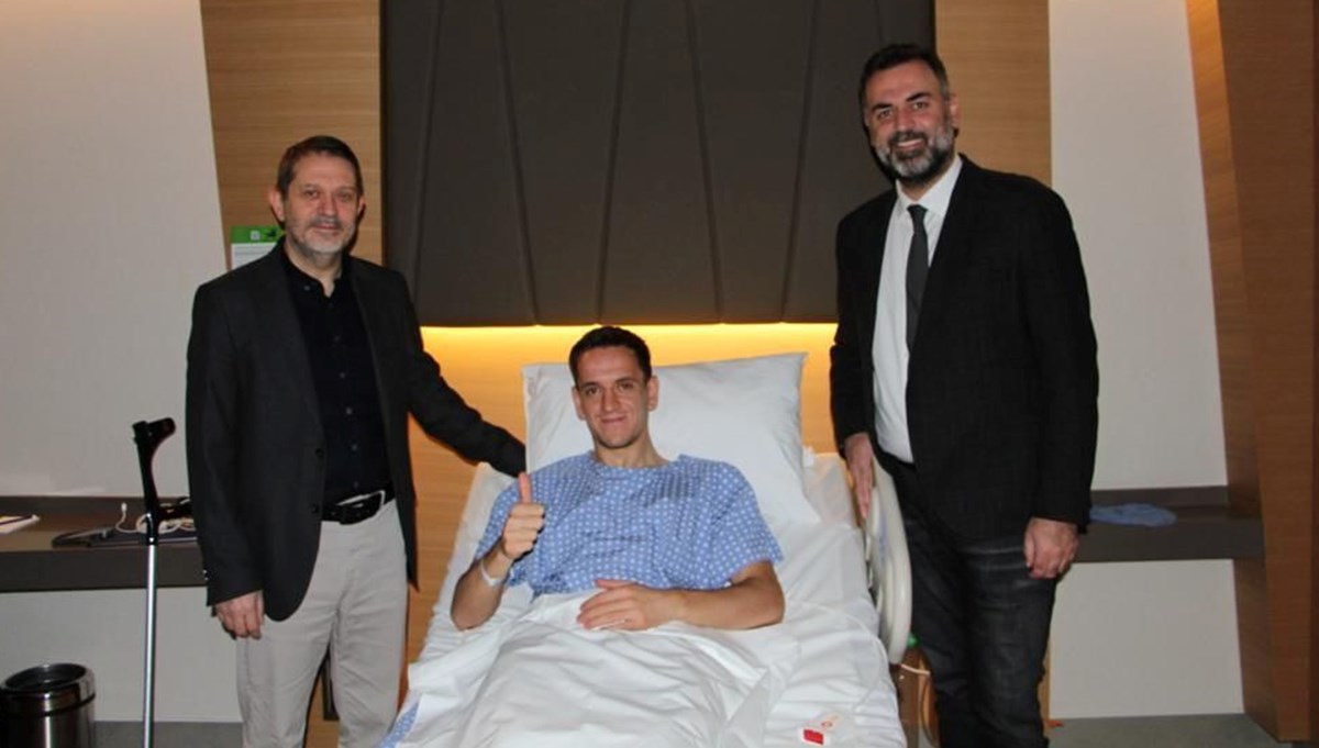 Beşiktaşlı futbolcu Amir Hadziahmetovic ameliyat edildi