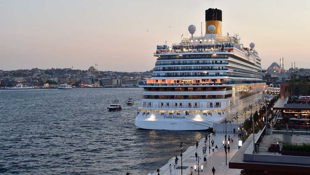 Galataport İstanbul'a turist akını