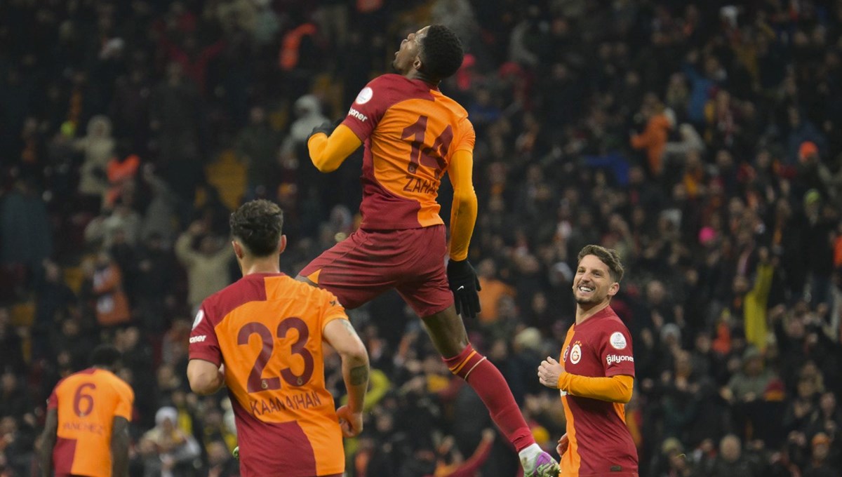 Galatasaray son dakikada galibiyete ulaştı