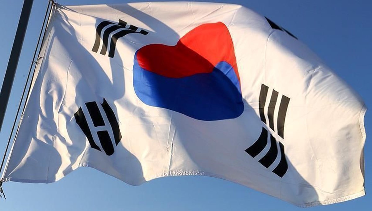 Güney Kore'de ikinci kez bir siyasetçi saldırıya uğradı