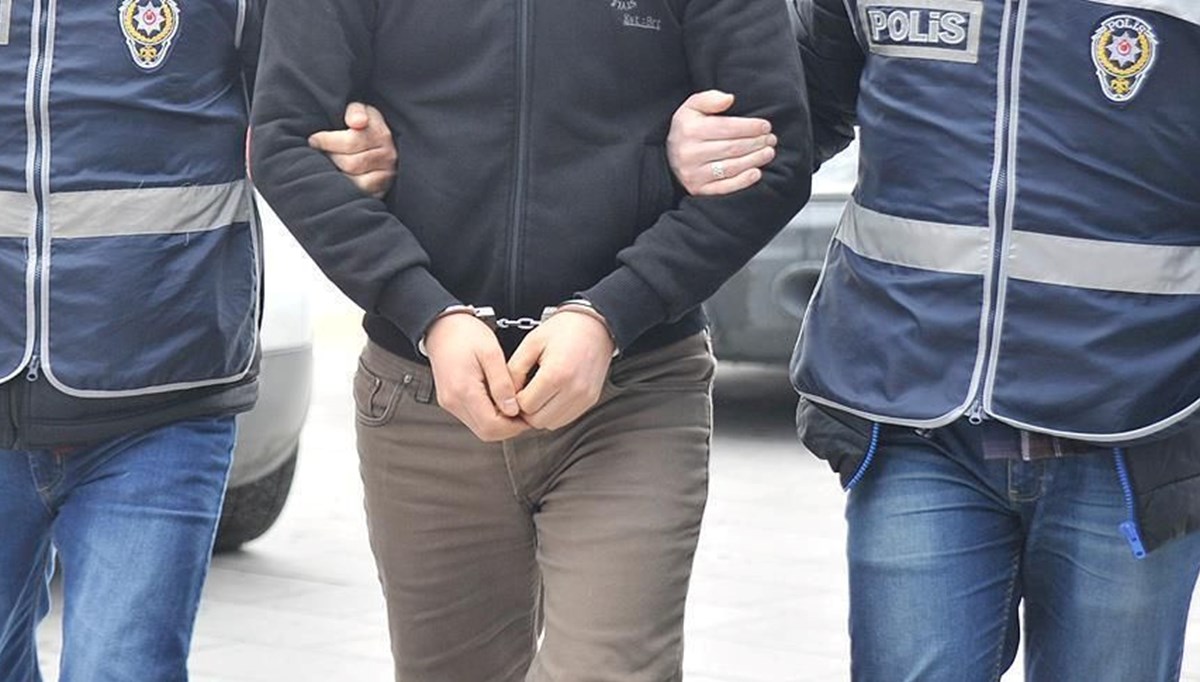 Mersin'de silah kaçakçılığına 2 tutuklama