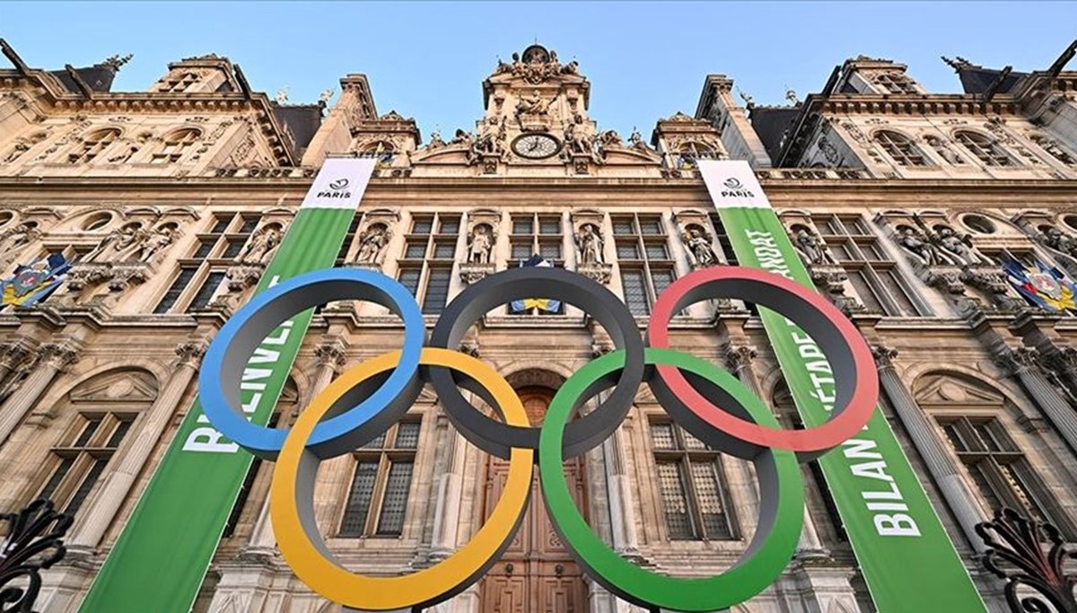 Paris Olimpiyatları'nın açılışında seyirci sayısı 300 bine düşürüldü