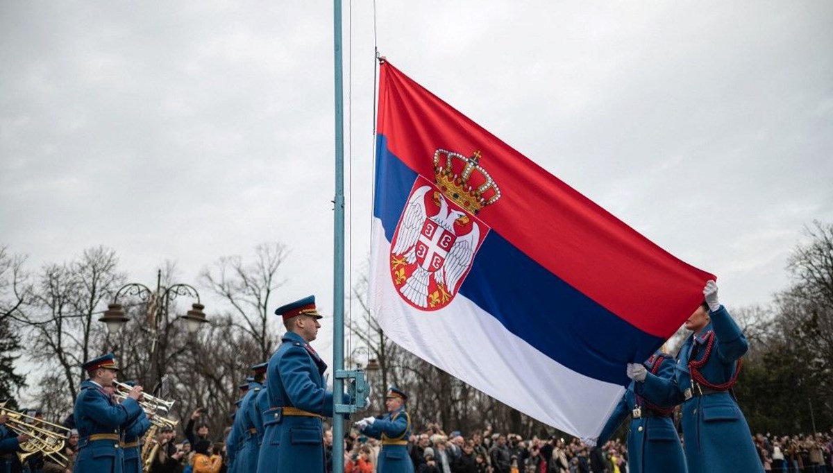 Sırbistan'da zorunlu askerlik çalışmaları başladı