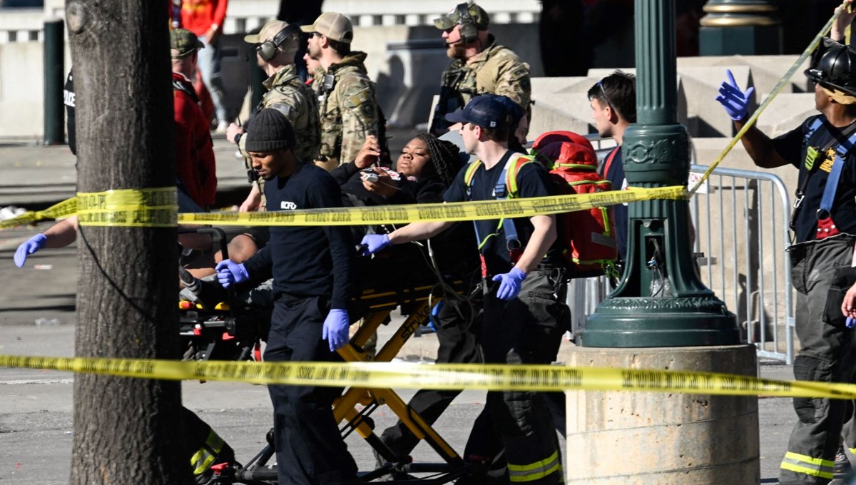 ABD'de Super Bowl geçit töreninde silahlı saldırı: 1 ölü, 10 yaralı