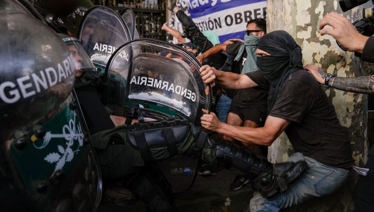 Arjantin'de işçiler ekonomi politikalarına karşı yeniden sokakta
