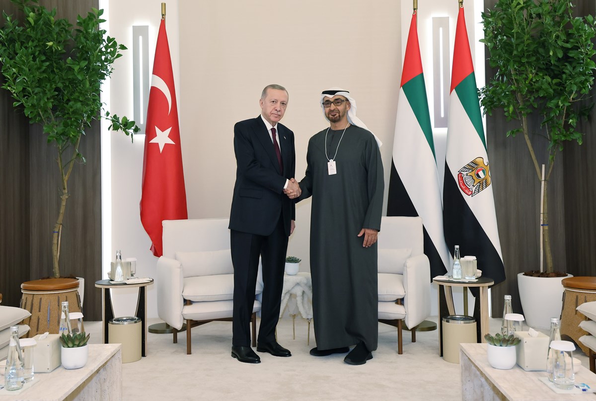Erdoğan, Birleşik Arap Emirlikleri (BAE) Devlet Başkanı Muhammed bin Zayid Al Nahyan ile bir araya geldi.