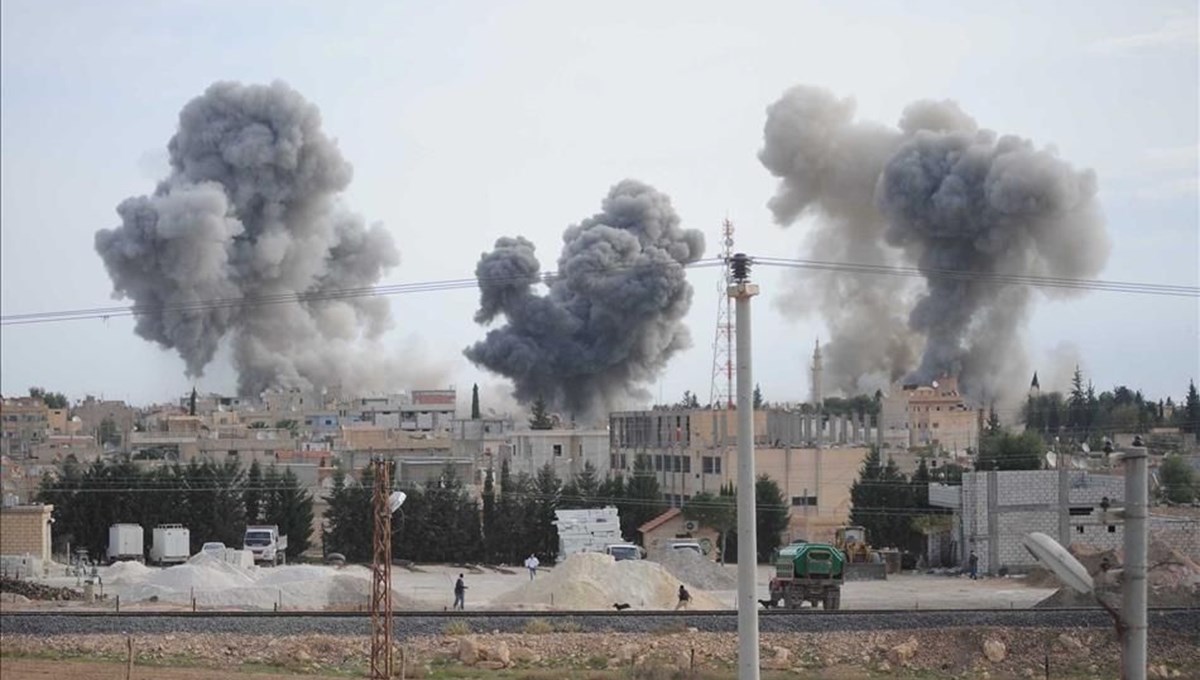 İsrail Şam'ı bomabaladı: 2 kişi hayatını kaybetti