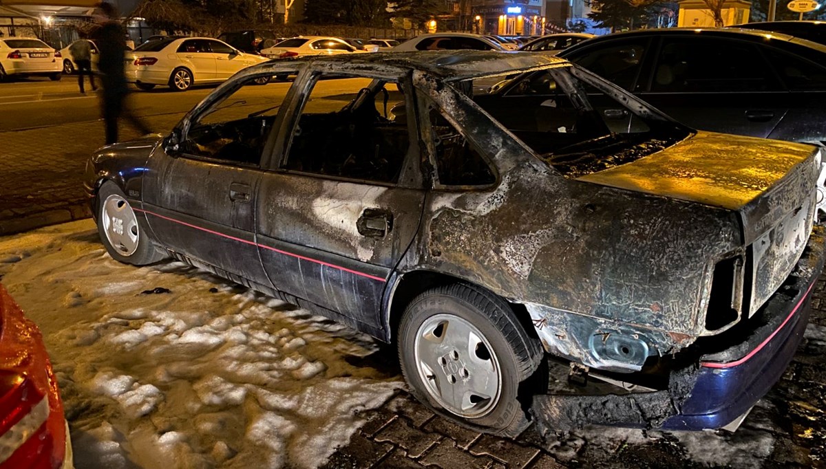 Kayseri'de otomobilde çakmak gazı tüpü patladı: 2 yaralı