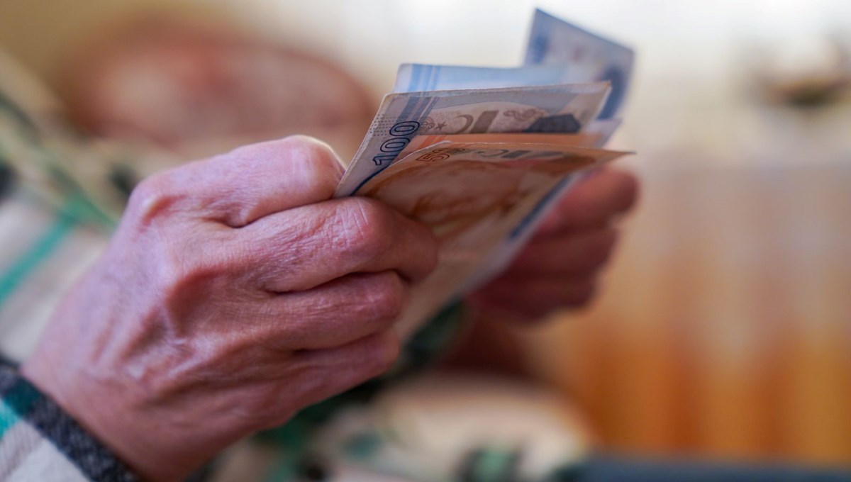 Memur-Sen'den emekli maaşı açıklaması: Asgari ücretin altında olmamalı