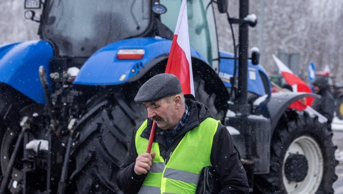 Polonyalı çiftçilerden yumurtalı eylem
