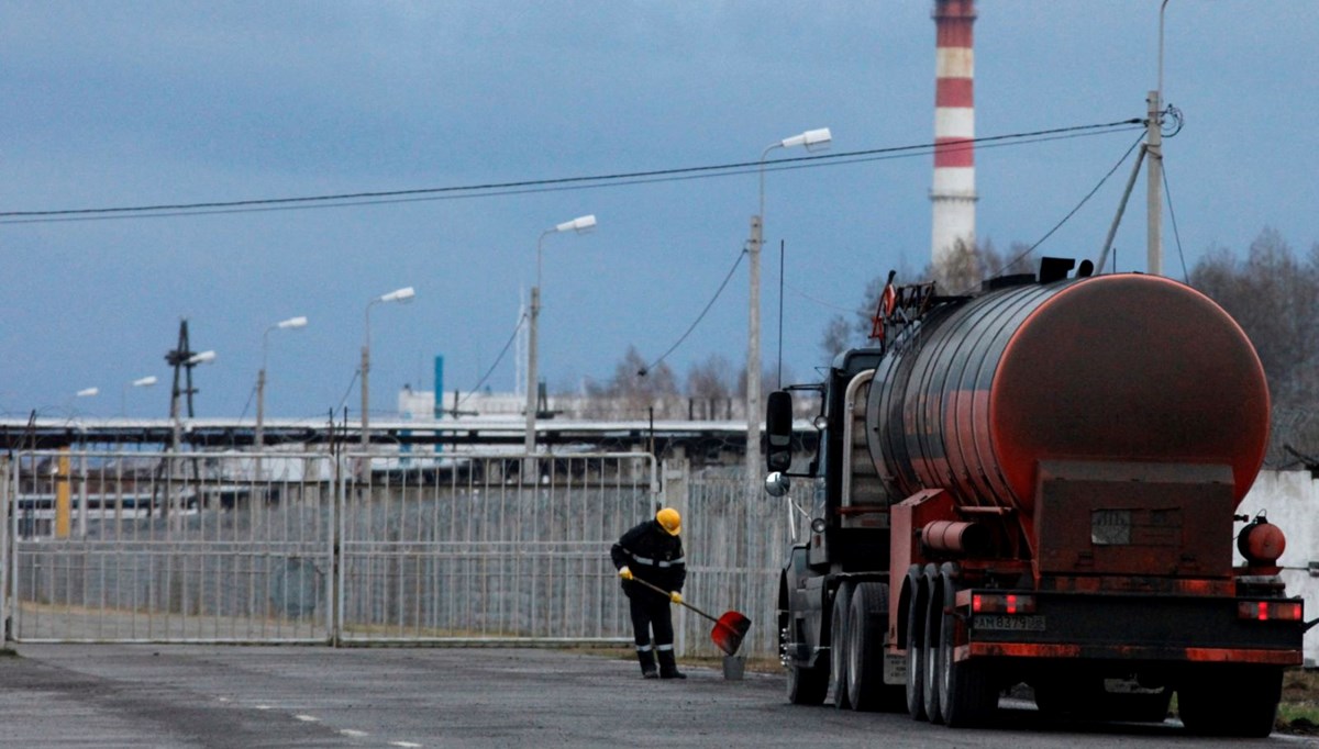 Rusya duyurdu: Benzin ihracatı 6 ay yasaklandı