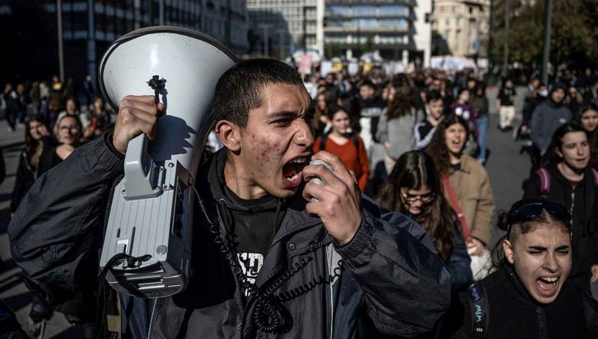 Yunanistan'da öğrenci ve eğitimcilerden özel üniversite eylemi