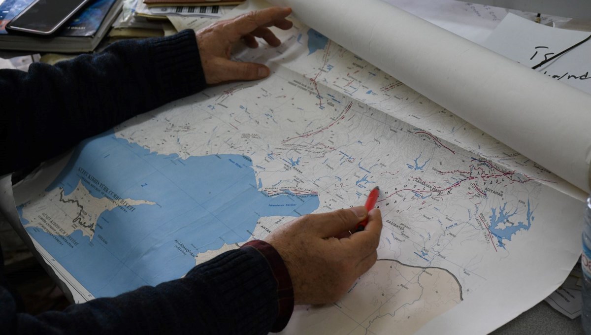 Adana’nın çevresi faylarla çevrili | Prof. Dr. Pampal: Bu faylar 6-7 şiddetinde deprem üretebilir