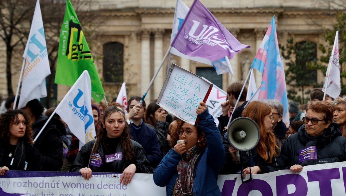 Fransa kürtaj hakkını anayasasına koyan ilk ülke olacak