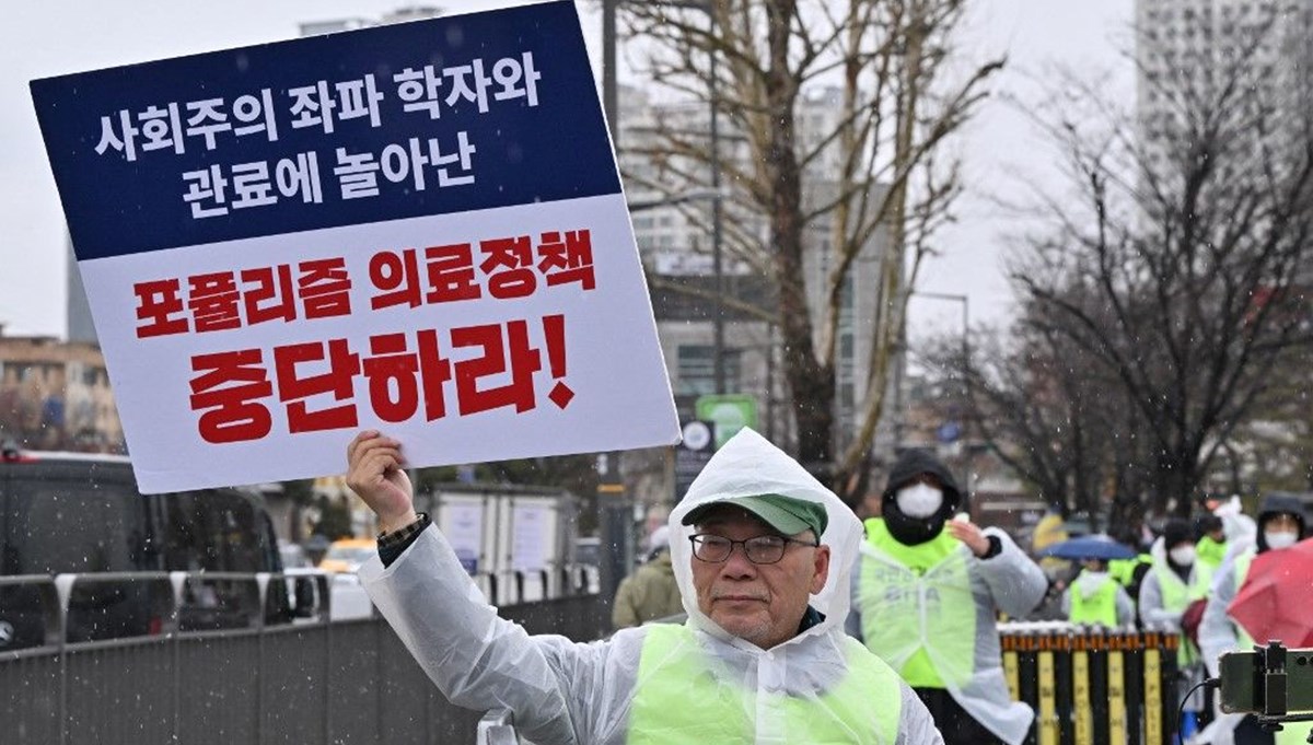 Güney Kore'de doktor grevi: Hükümetten geri adım
