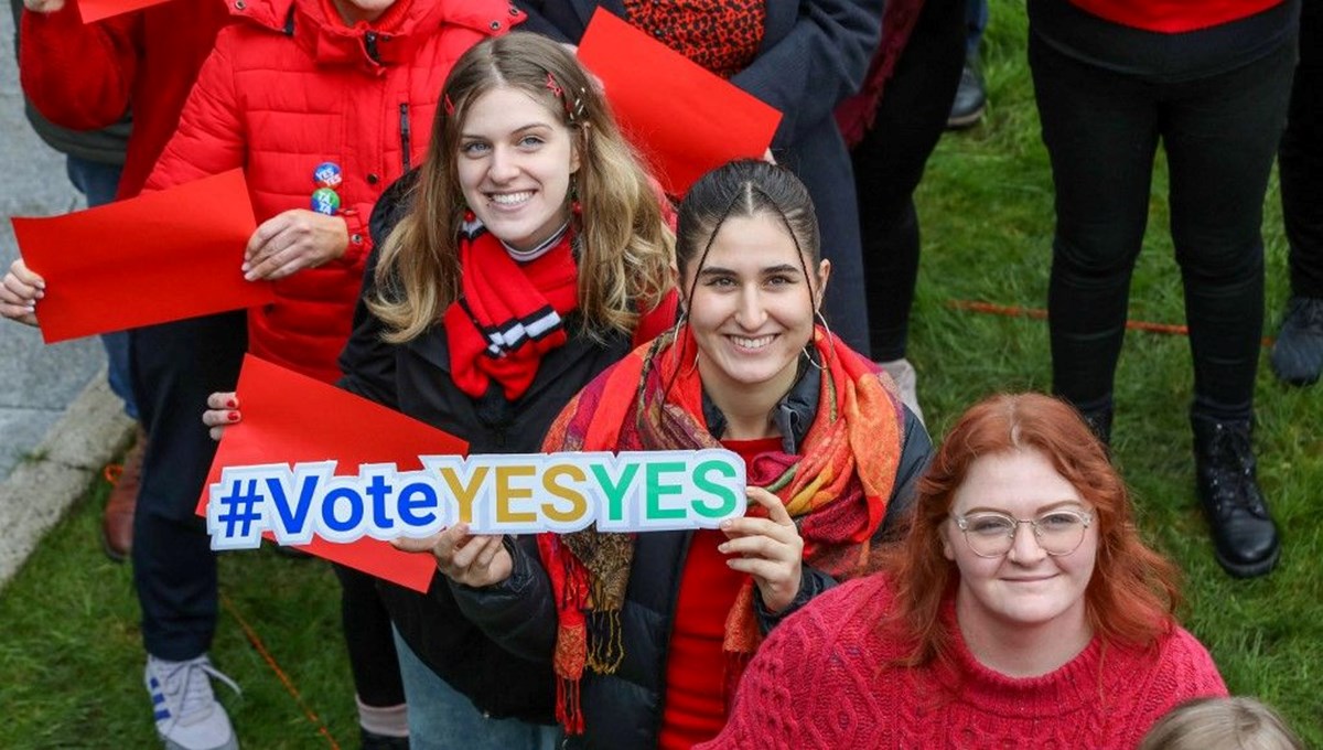 İrlanda'da halk oylaması: Kadının rolü değişiyor