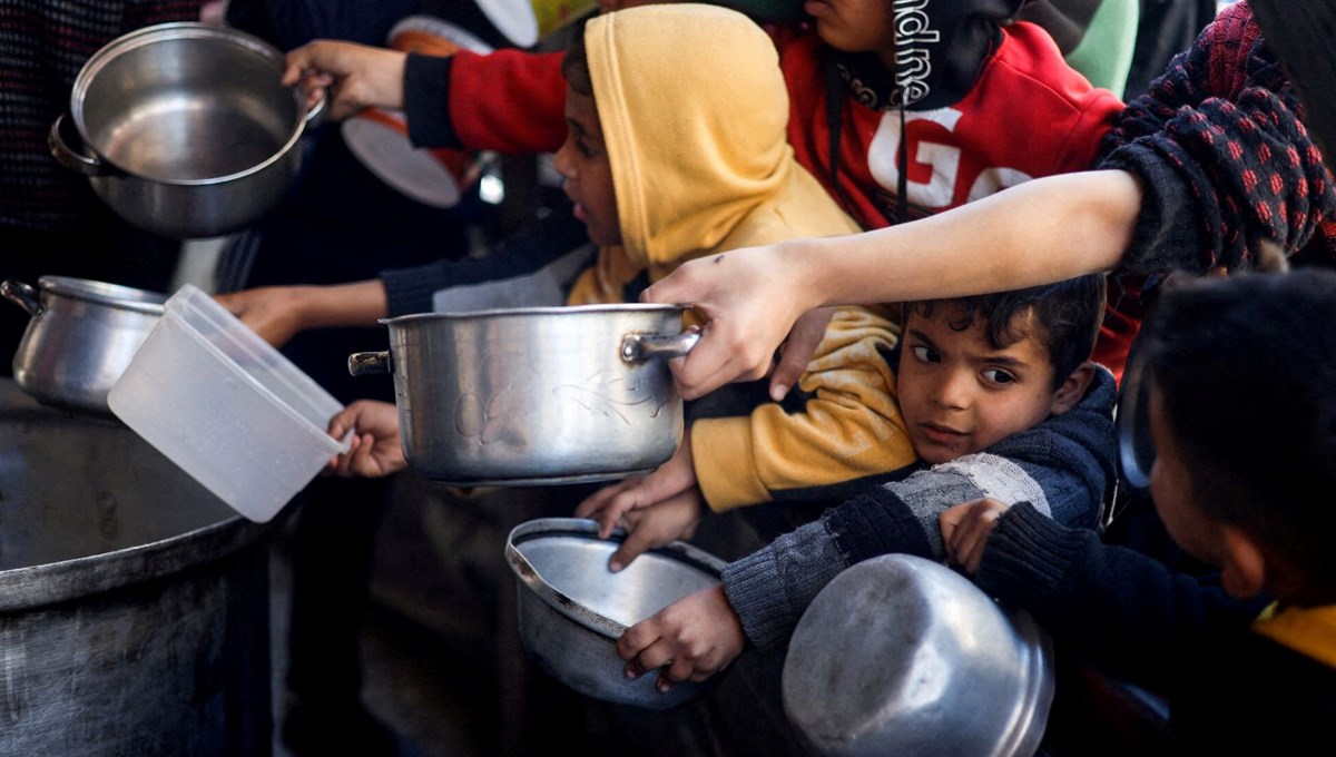 İsveç, UNRWA'ya yeniden nakit yardımına başladı