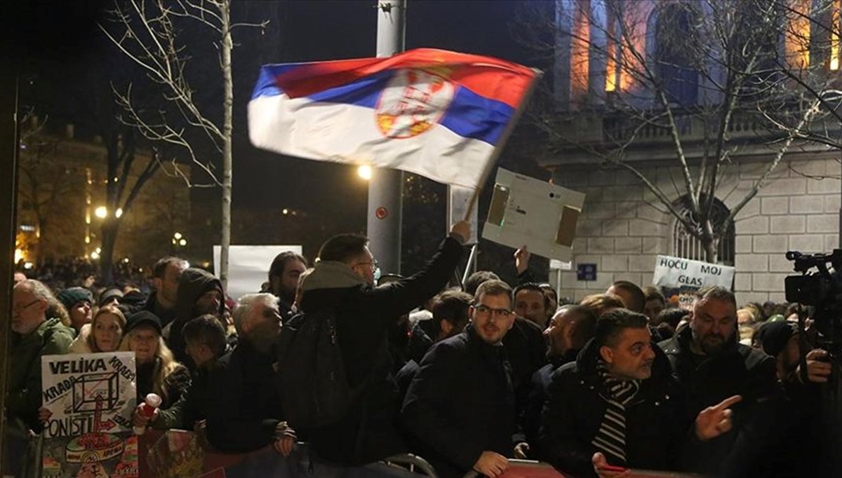 Sırbistan'ın başkenti Belgrad'da yerel seçimler tekrarlanacak