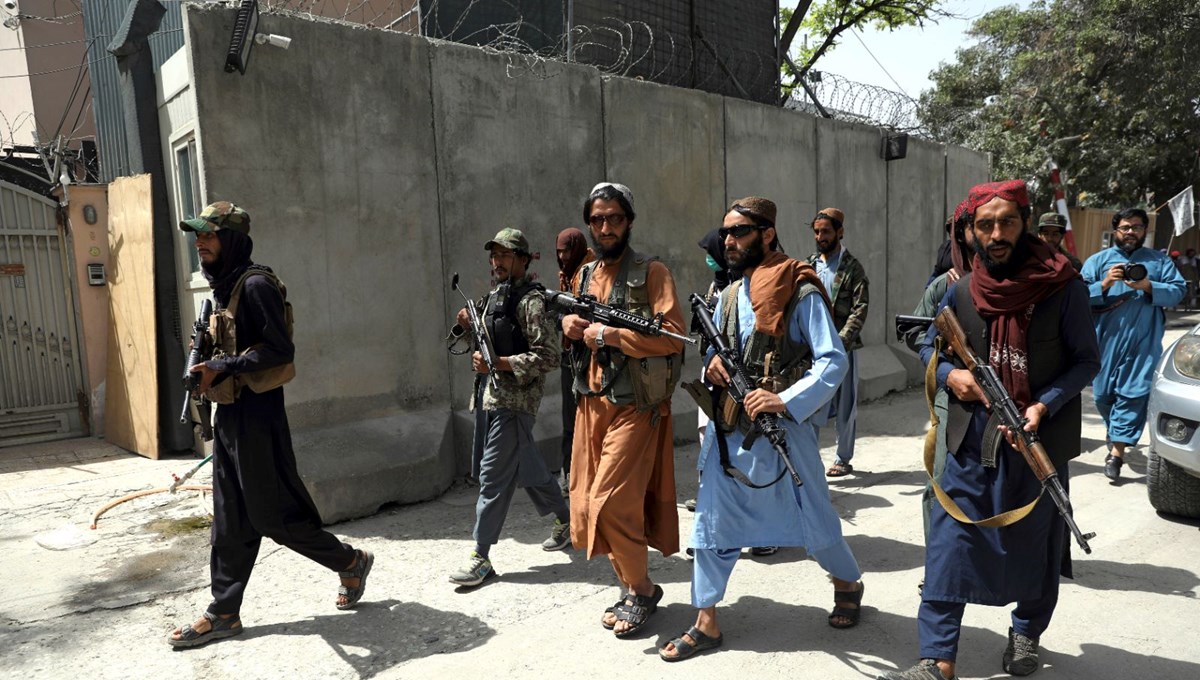 Taliban'dan kadınlara gazetecilik eğitimi yasağı: Kanalı tehdit ettiler