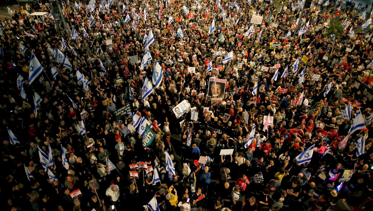 Binlerce İsrailliden Netanyahu'ya istifa ve esirlerin salıverilmesi çağrısı