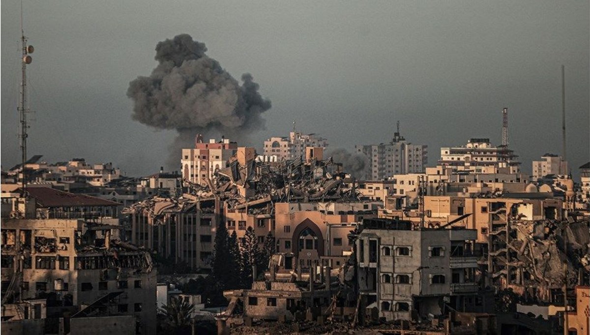 Gazze’de can kaybı 33 bin 686’ya yükseldi
