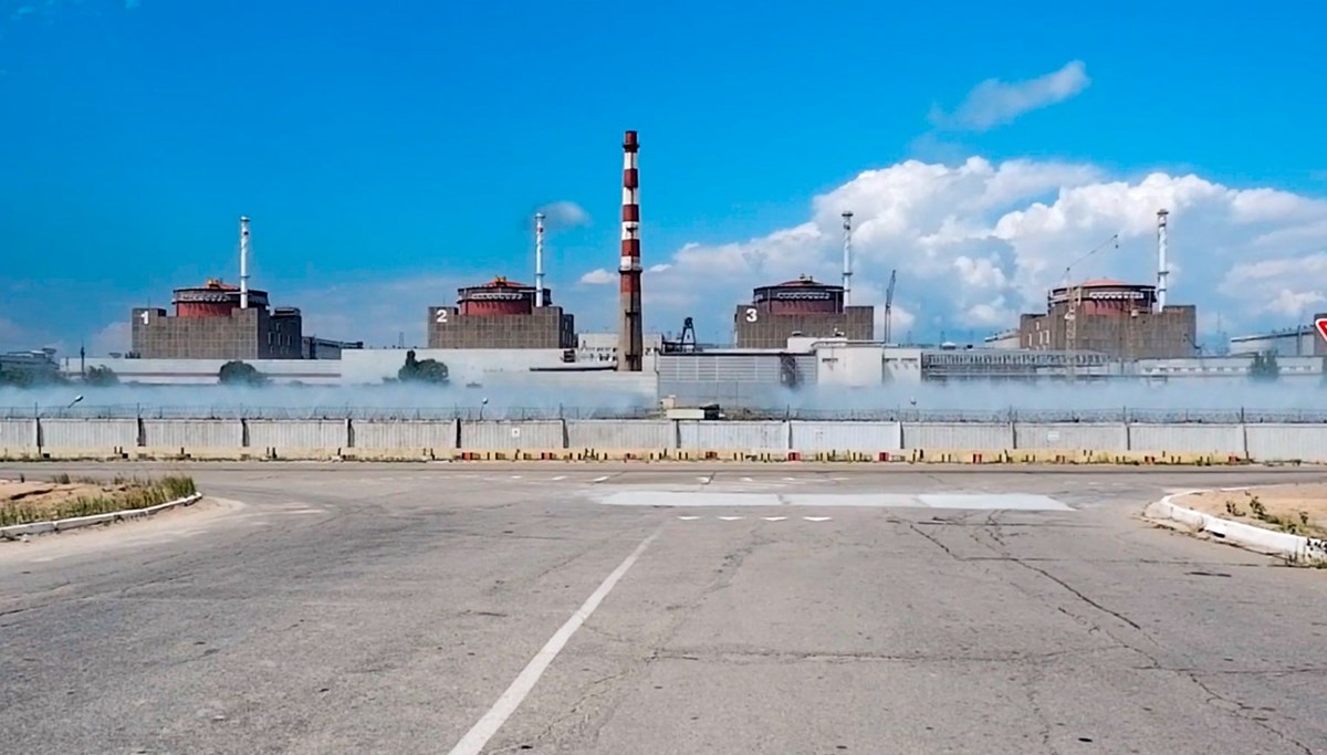 Ukrayna Zaporijya nükleer santralini vurdu