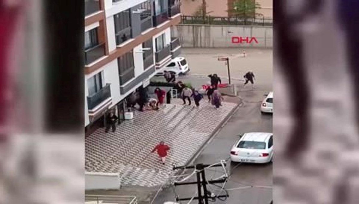 Ankara'yı sağanak vurdu: Bir çocuk sele kapıldı