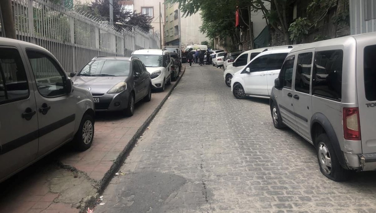 Beyoğlu'nda 13 aracın lastiğini bıçakla kesen kişi yakalandı