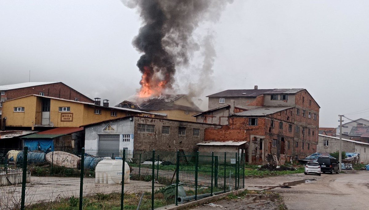 Bolu'da fabrika yangını