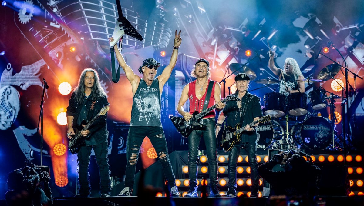 Efsane grup İstanbul'da: Scorpions'ın gitaristi NTV'ye konuştu