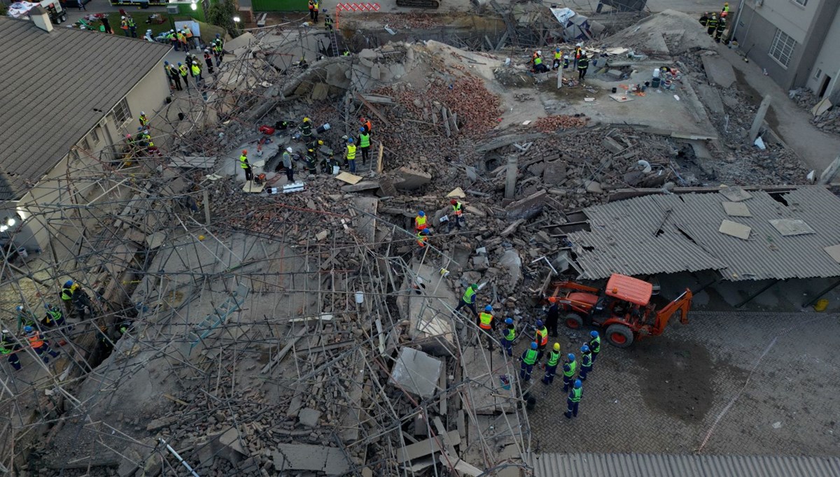 Güney Afrika'da bina çöktü: Ölenlerin sayısı 32'ye yükseldi