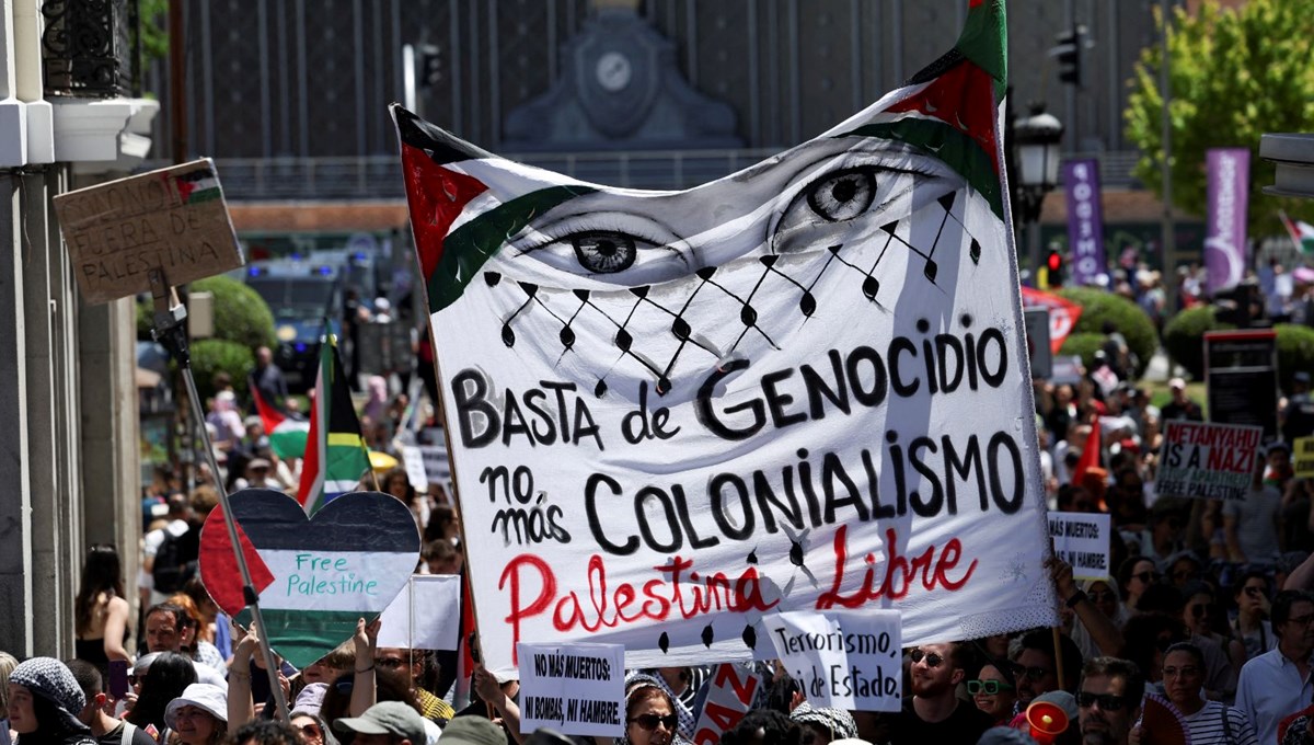 İspanya, İsrail hükümetinin konsolosluk yasağını reddediyor