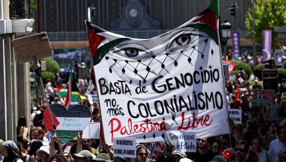 İsrail, İspanya'nın Filistinlilere yönelik konsolosluk hizmetlerini durduruyor