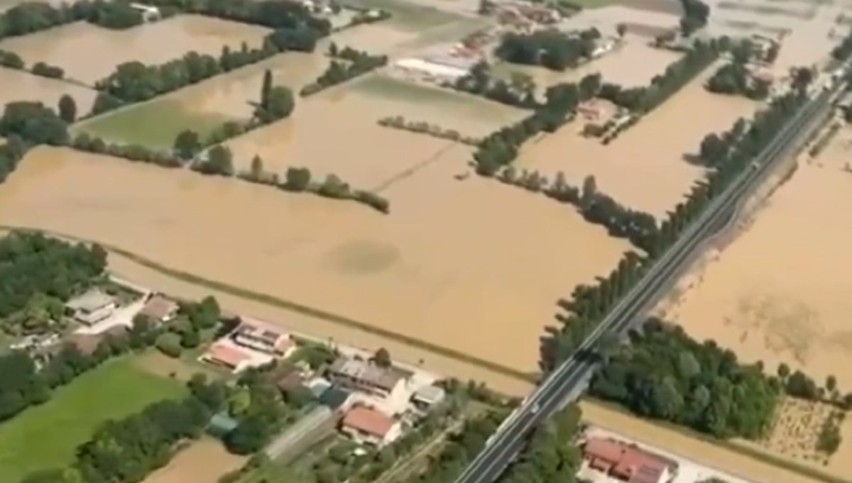 İtalya'nın kuzeyinde şiddetli yağış: 1 kişi hayatını kaybetti