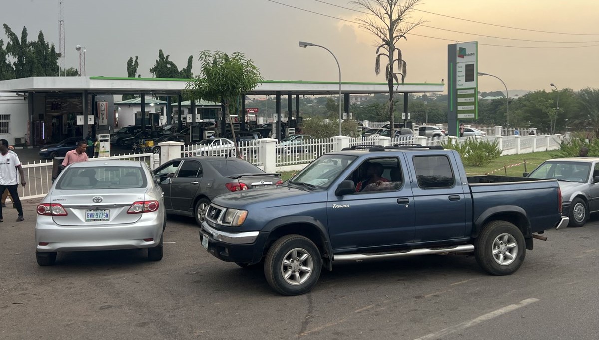 Nijerya'da yakıt krizi: Birçok benzin istasyonu kapandı