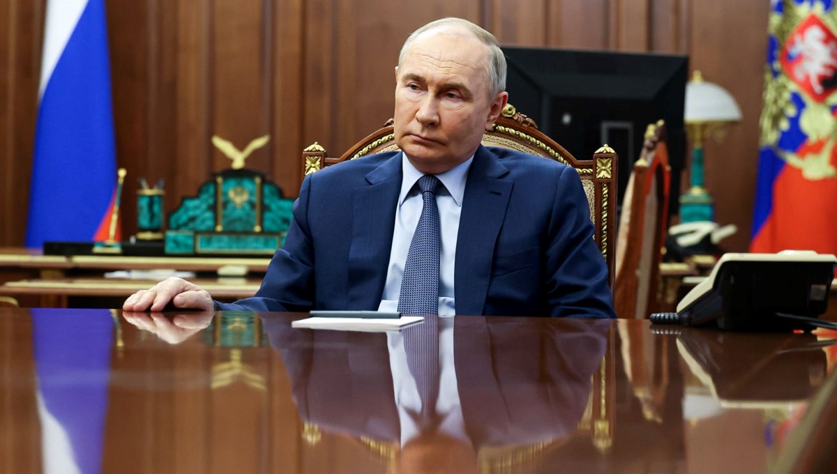 Talimatı Putin verdi: Rusya'dan nükleer silah tatbikatı