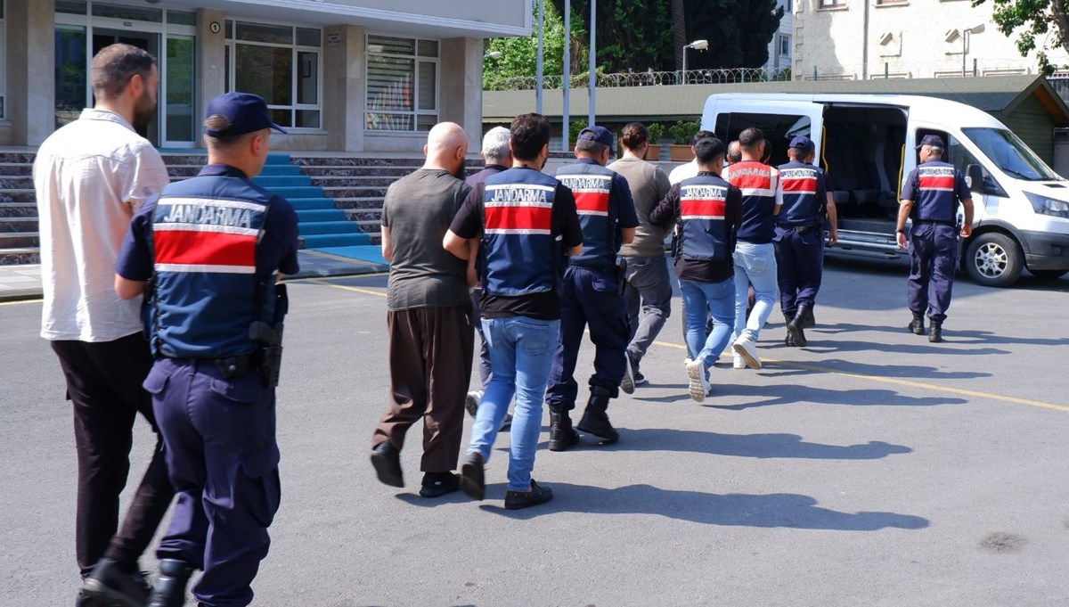 Adana'da arazi kavgası: 4 gözaltı