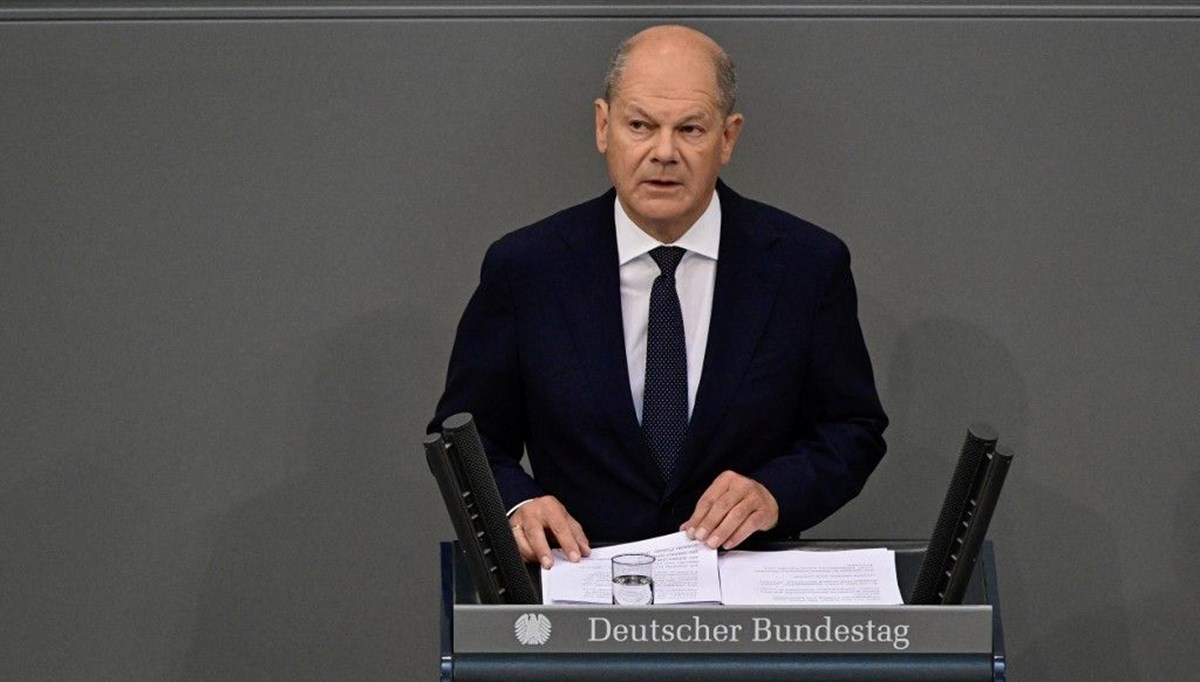 Almanya Başbakanı Scholz: Fransa'daki seçimler konusunda endişeliyim