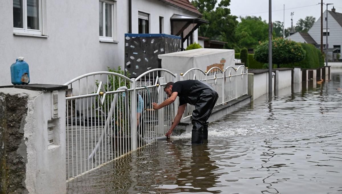 Almanya'yı sel vurdu: 4 kişi öldü, binlerce bölge sakini tahliye edildi