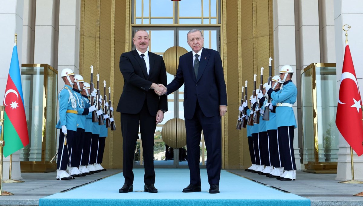 Azerbaycan Cumhurbaşkanı Aliyev, Türkiye’de | Beştepe’de Cumhurbaşkanı Erdoğan’la görüştü