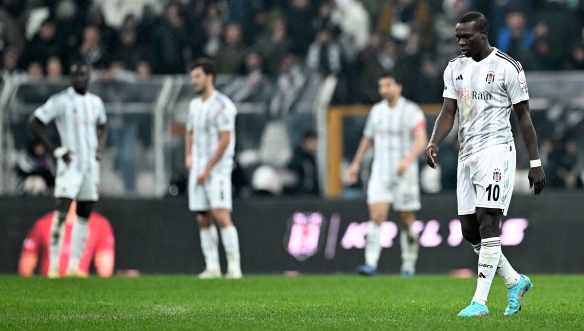 Beşiktaş, takımdan ayrılacak 10 futbolcuyu belirledi
