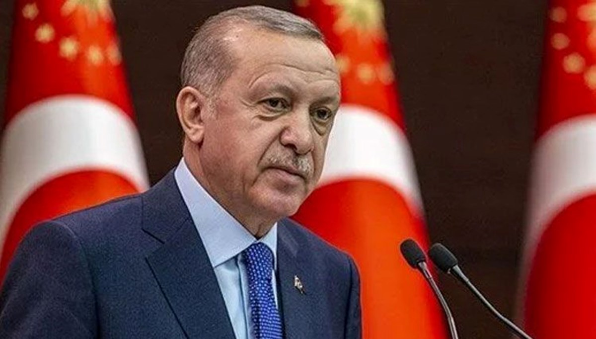 Cumhurbaşkanı Erdoğan’dan Mevlana İdris Zengin'i anma paylaşımı