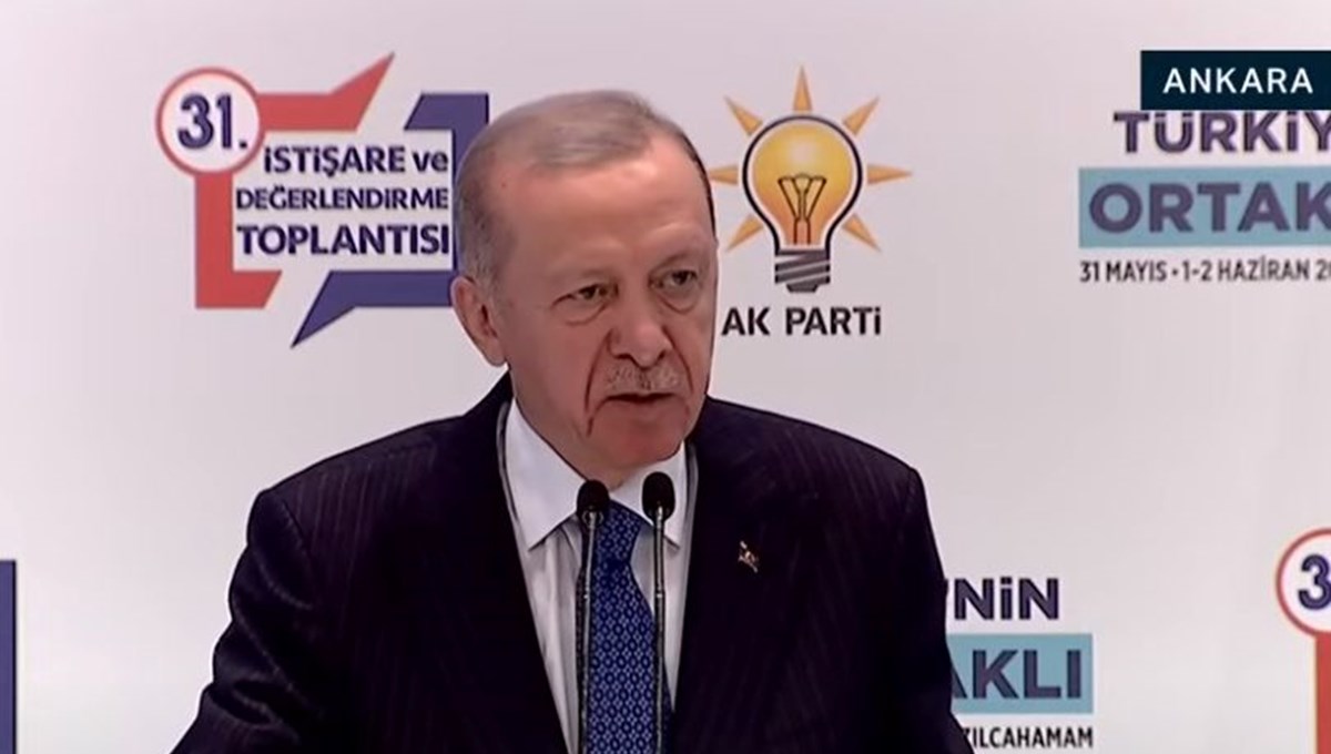 Cumhurbaşkanı Erdoğan'dan yeni anayasa mesajı: Bu konu siyasi bilek güreşine konu olmamalı