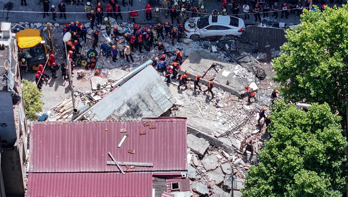 Deprem olmadan bina yıkıldı | Uzmanlardan kritik uyarı: İstanbul'da kendiliğinden yıkılacak 2-3 bin bina var